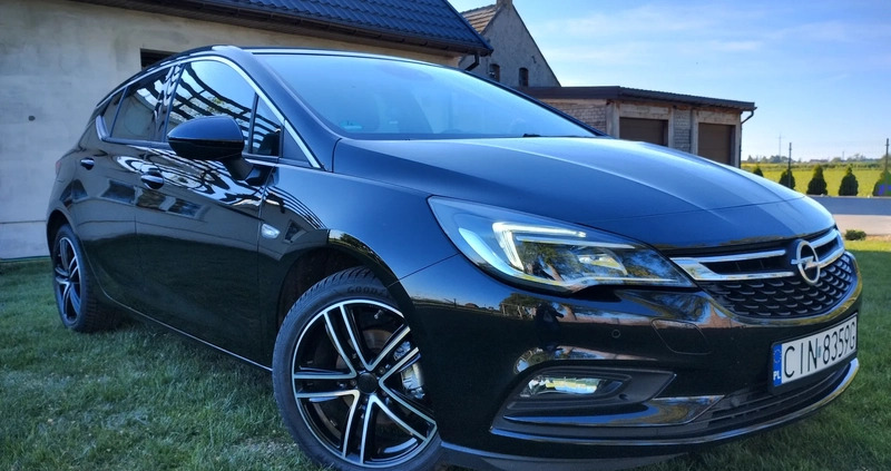 Opel Astra cena 49900 przebieg: 108700, rok produkcji 2016 z Kruszwica małe 562